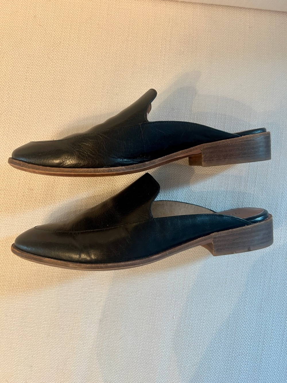 Madewell Mules 8.5 - Picture 3 of 4